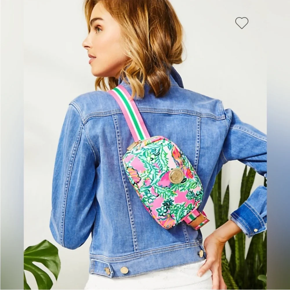 Lilly Pulitzer belt bag - Picture 2 of 8